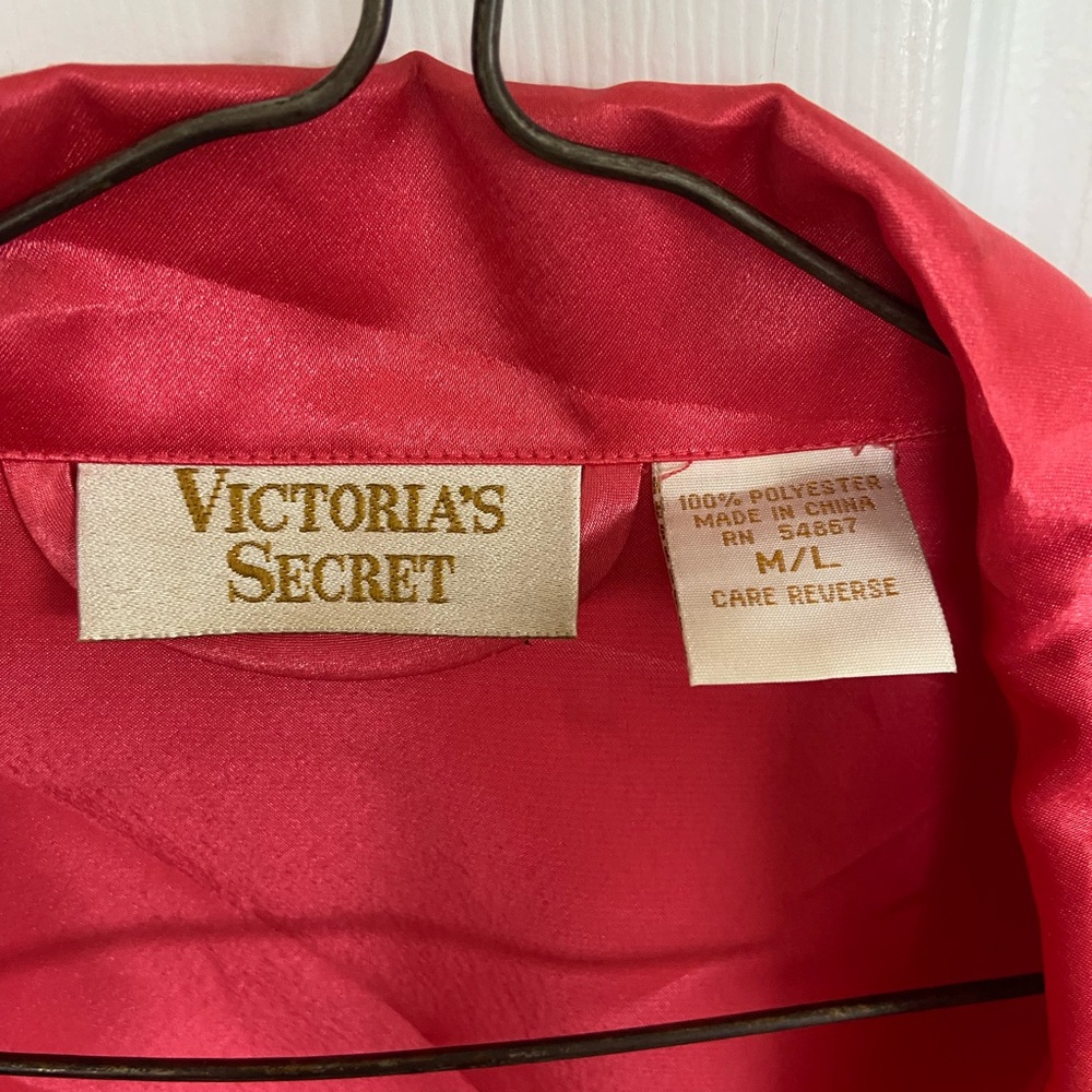 VINTAGE VS Gold Label Satin Robe - Picture 2 of 4